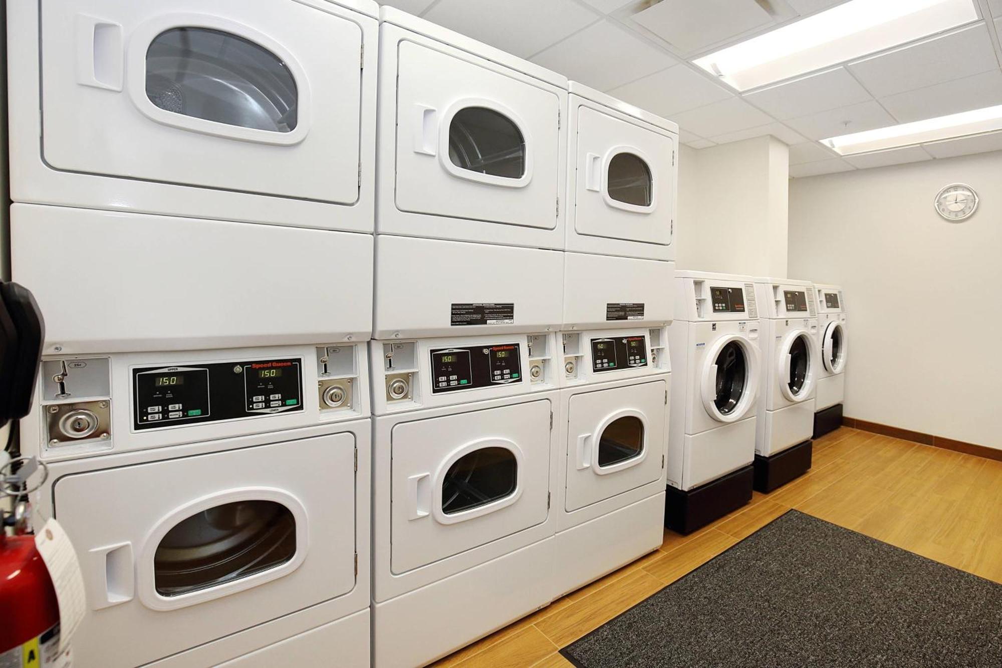 Towneplace Suites By Marriott Grove City Mercer/Outlets Extérieur photo