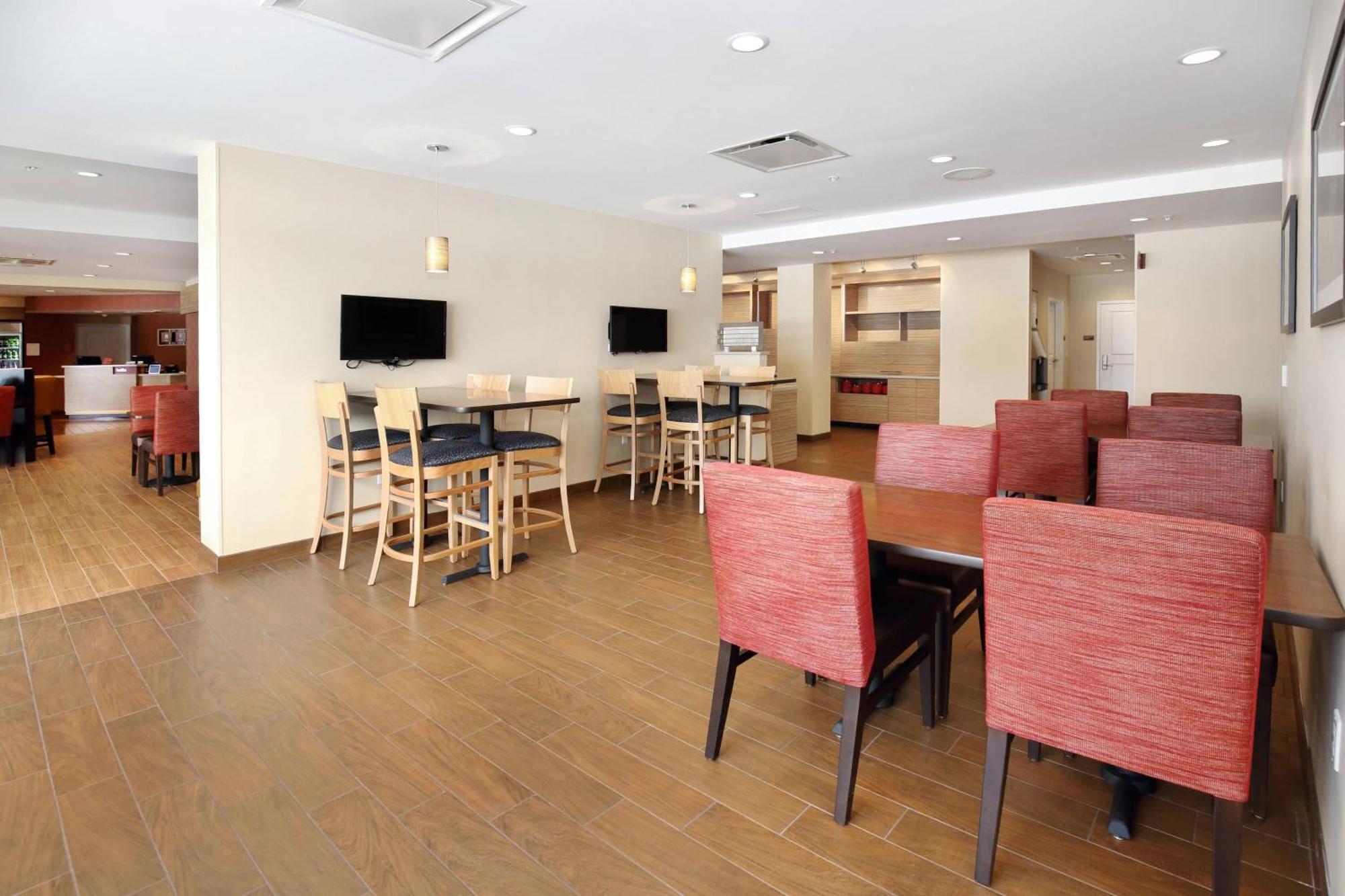 Towneplace Suites By Marriott Grove City Mercer/Outlets Extérieur photo